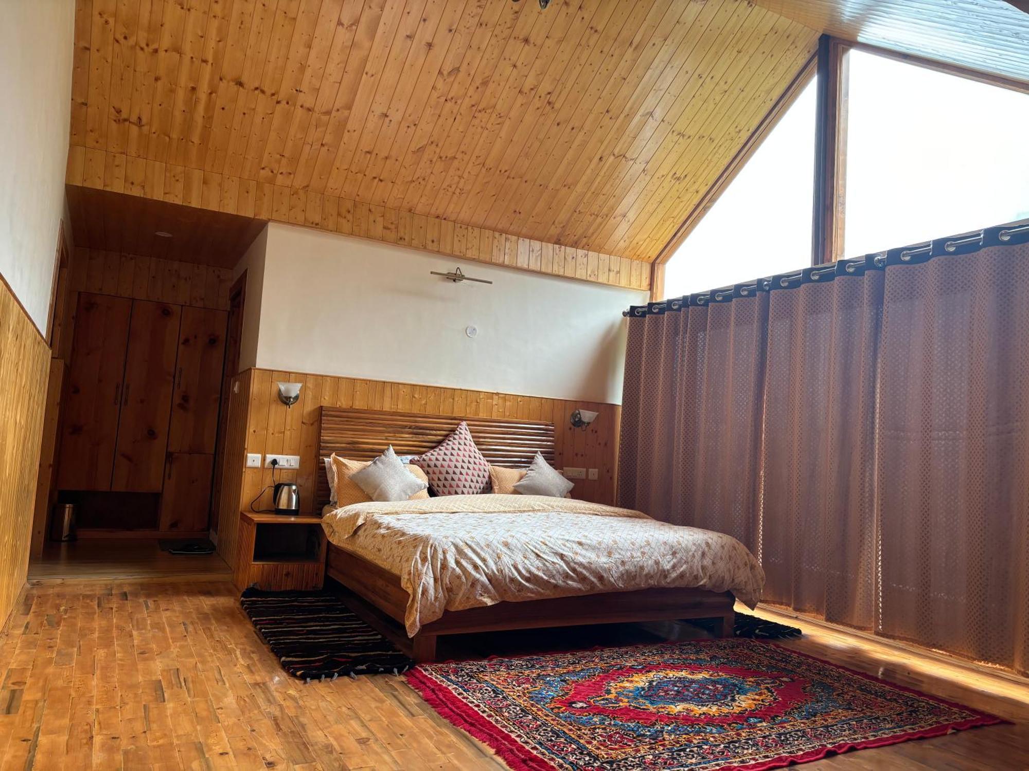 Toshim Homestay Sangla Bagian luar foto